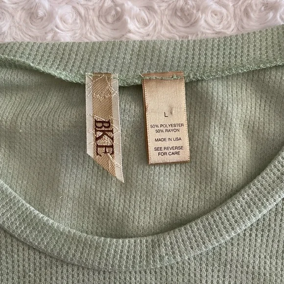 Daytrip Sage Green Long Sleeve - Picture 2 of 2